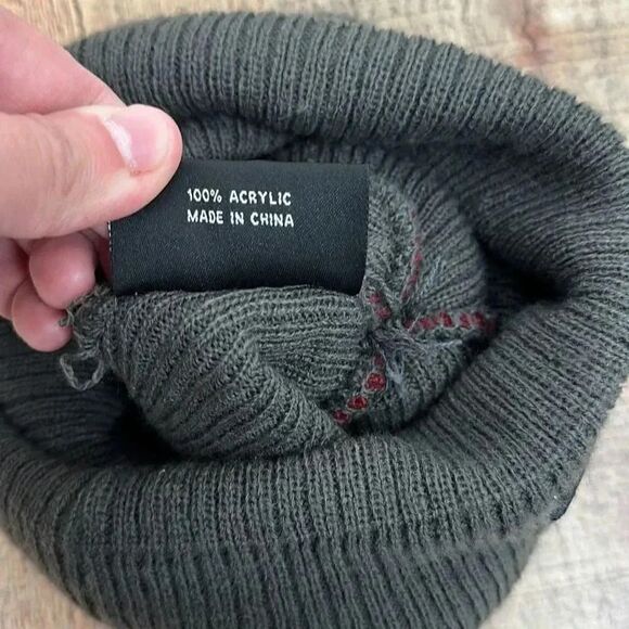 Captivating Headwear SC Gamecocks Beanie - Picture 7 of 7